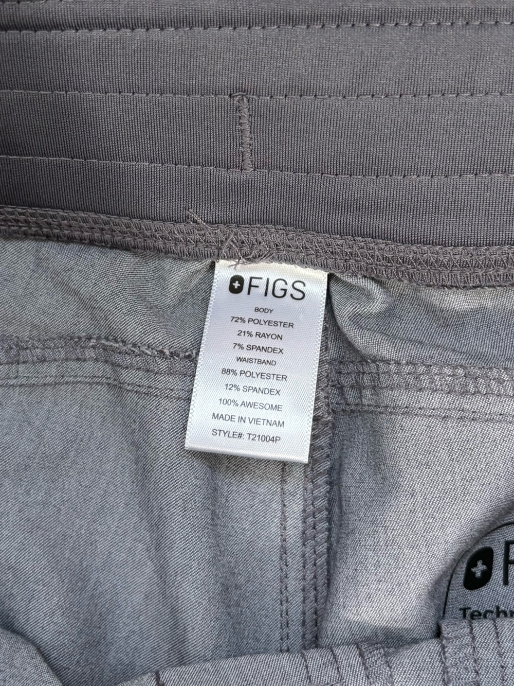 FIGS Size Small Gray Scrub Set Top Pants Neutral Nurse Doctor - Picture 8 of 10
